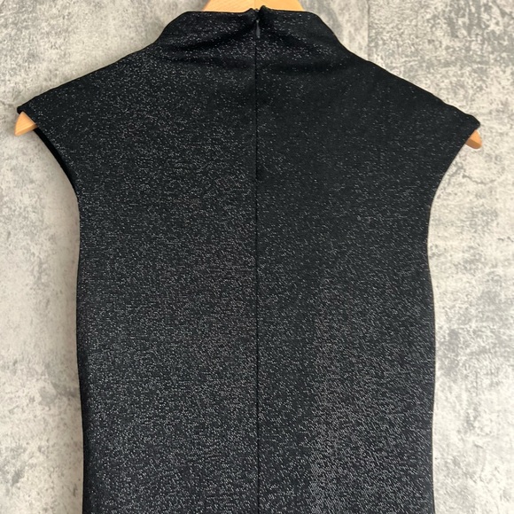 Black elegant turtle neck sleeveless dress shimmery fabric with back slit size S - Picture 7 of 11